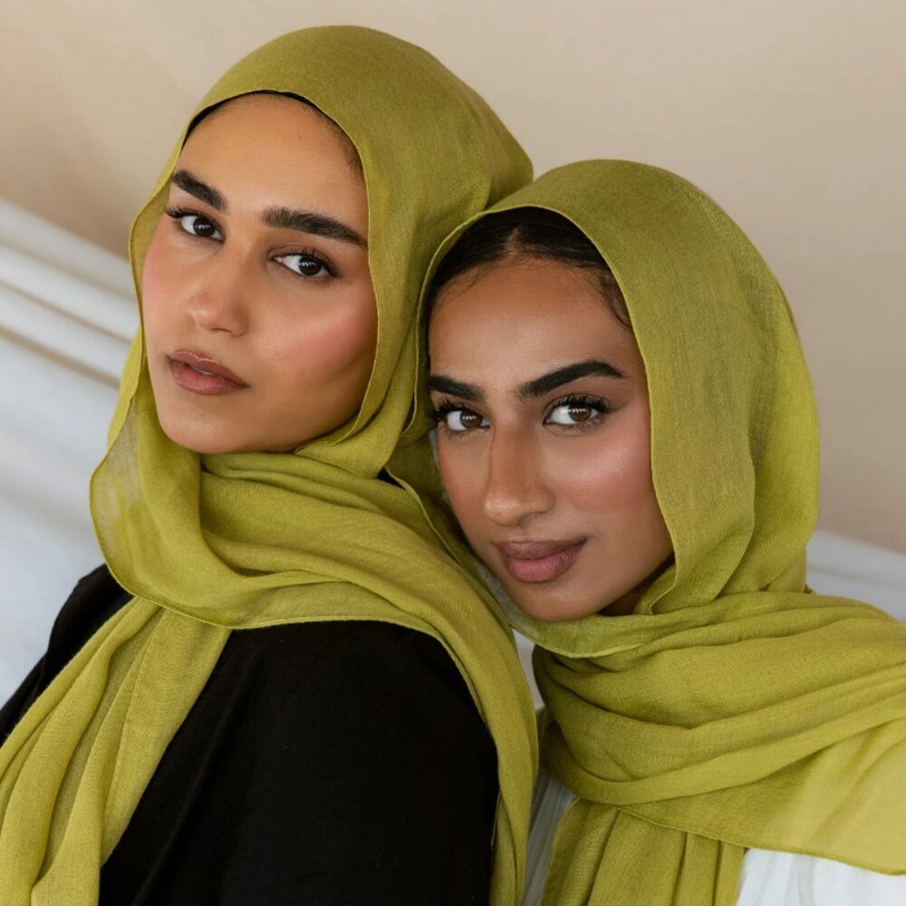 Vela Scarves Lime Crush Standard